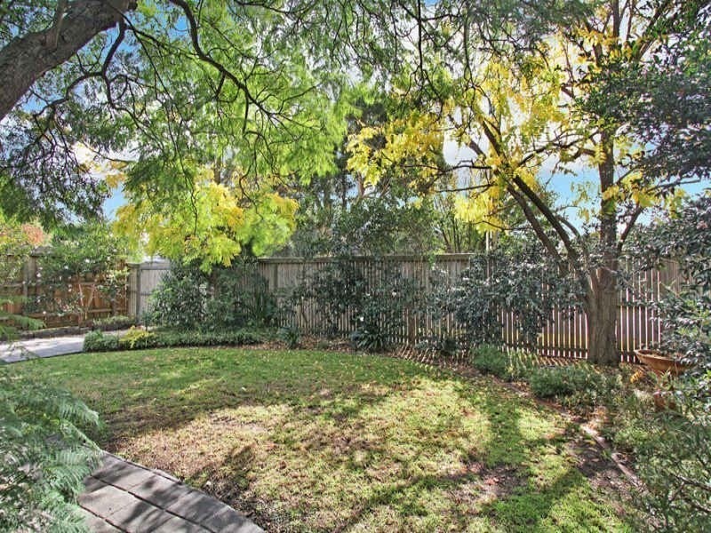 1/5 Woornack Road, Carnegie VIC 3163