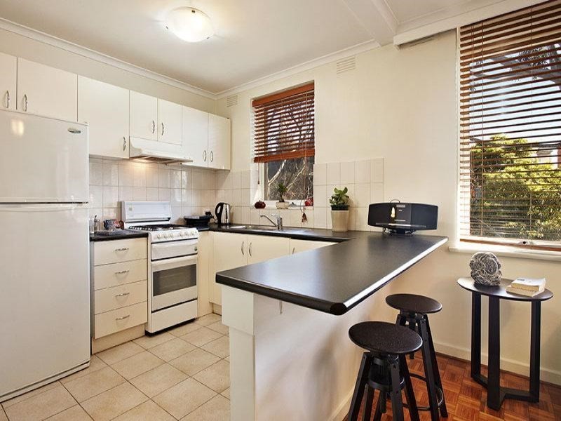 10/24 Alma Road, St Kilda VIC 3182