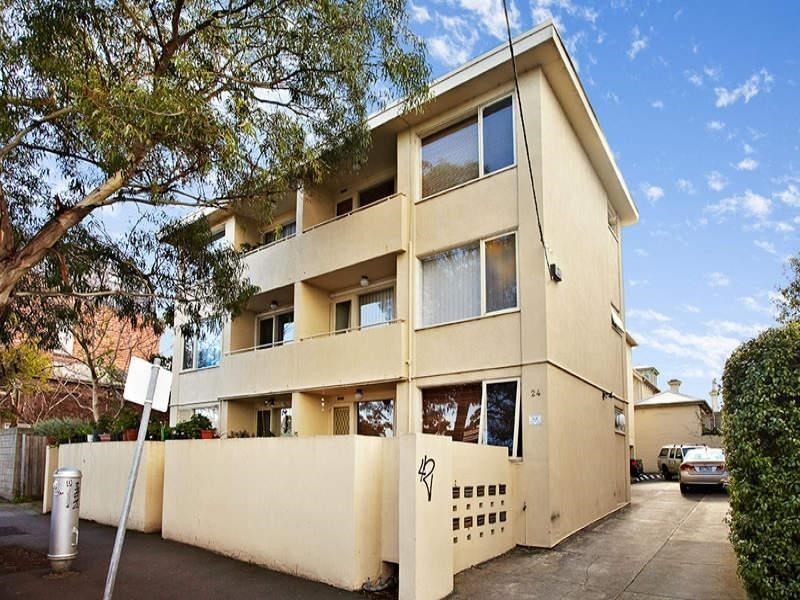 10/24 Alma Road, St Kilda VIC 3182