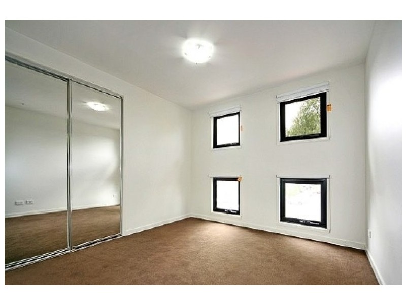 9/17 Shepparson Avenue, Carnegie VIC 3163