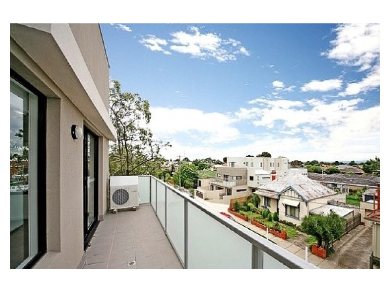 9/17 Shepparson Avenue, Carnegie VIC 3163