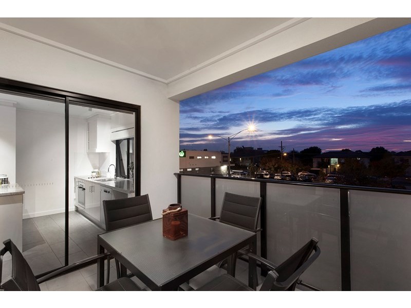 7/81 Koornang Road, Carnegie VIC 3163