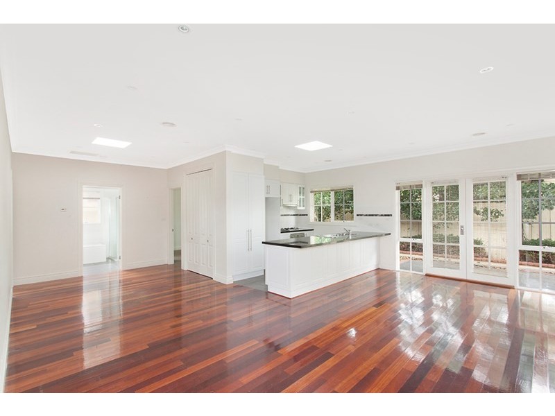 2/49 Norville Street, Bentleigh East VIC 3165