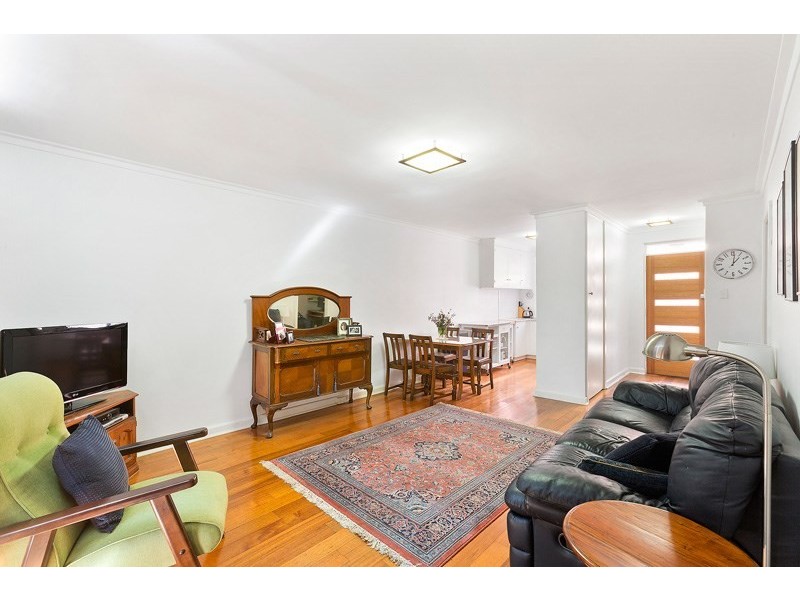 8/5 Derby Crescent, Caulfield East VIC 3145