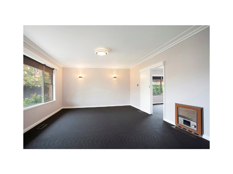 37 Gnarwyn Road, Carnegie VIC 3163