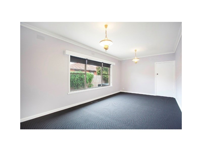 37 Gnarwyn Road, Carnegie VIC 3163