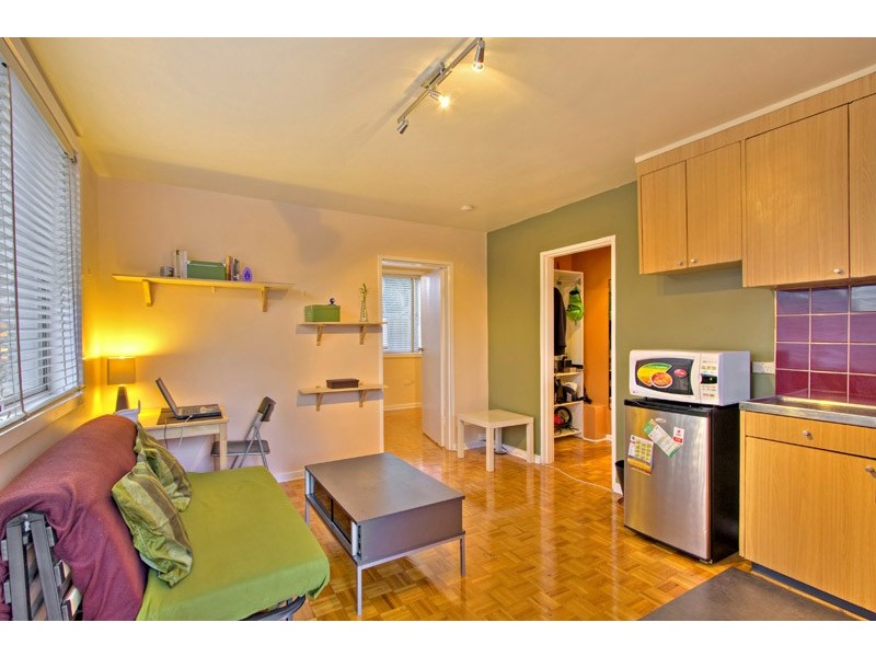 6/8 Tattenham Street, Carnegie VIC 3163