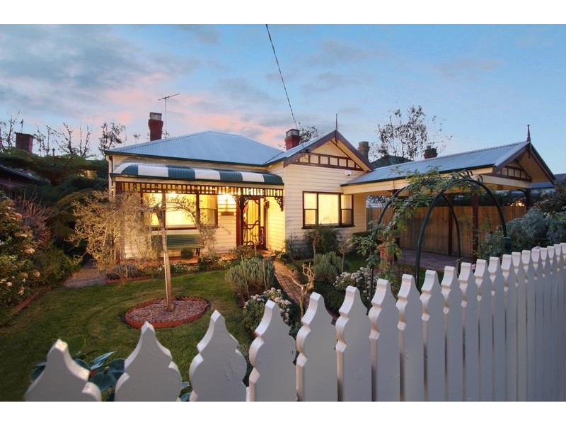 21 Chestnut Street, Carnegie VIC 3163