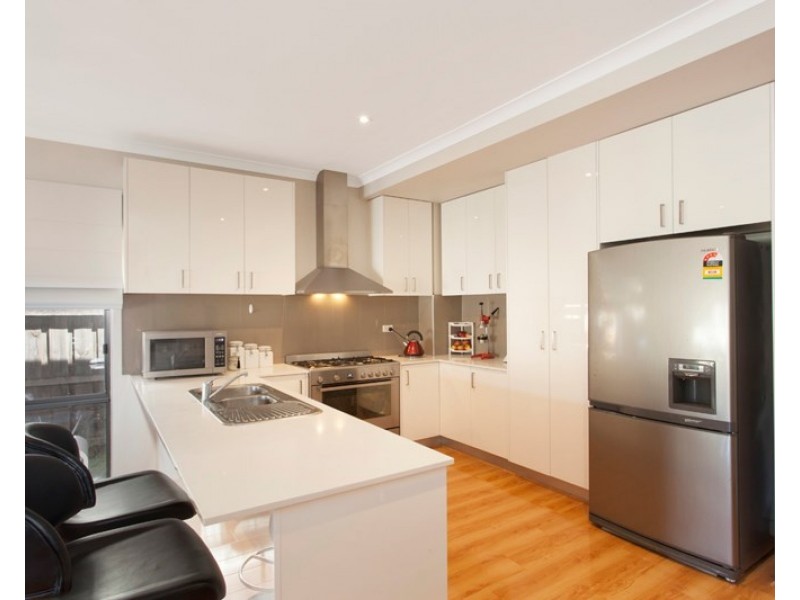 2/54 Willesden Road, Hughesdale VIC 3166