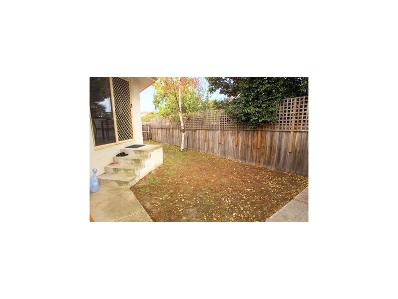 2/73 Bignell Road, Bentleigh East VIC 3165