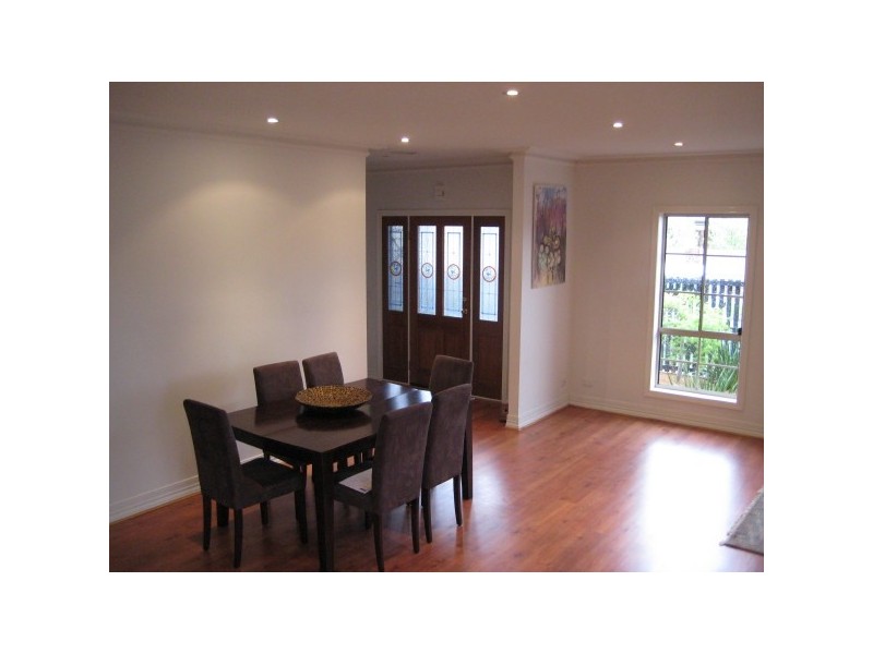 7 Lake Street, Carnegie VIC 3163