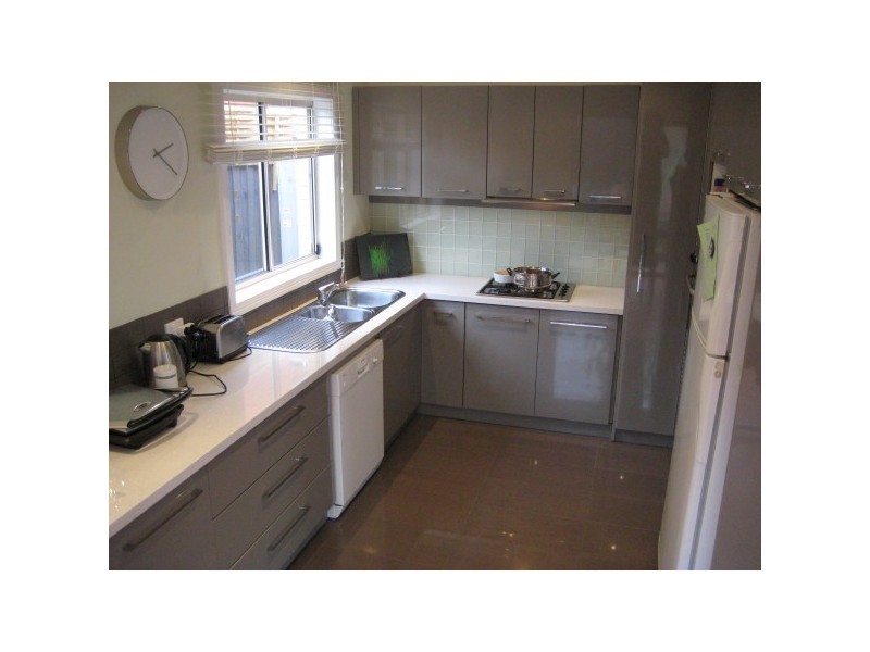 7 Lake Street, Carnegie VIC 3163