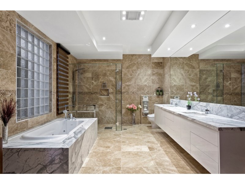 32 Elliott Avenue, Carnegie VIC 3163