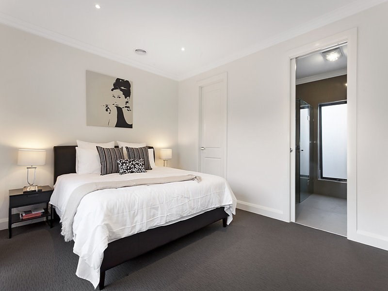 1-3/21 Banool Quadrant, Doncaster East VIC 3109