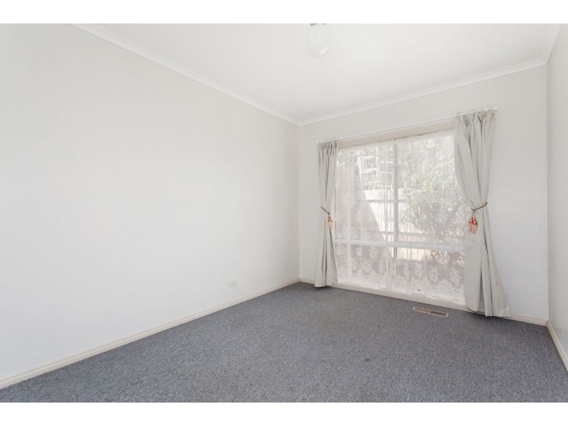 2/25 AMES Avenue, Carnegie VIC 3163