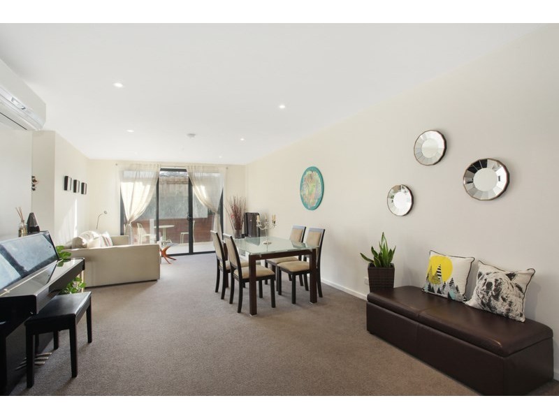 2/9-10 Railway Parade, Murrumbeena VIC 3163