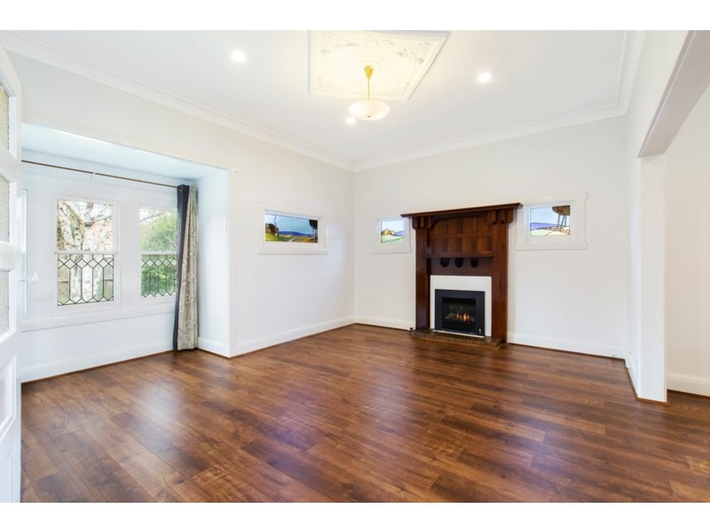 1/4 Packer Street, Murrumbeena VIC 3163