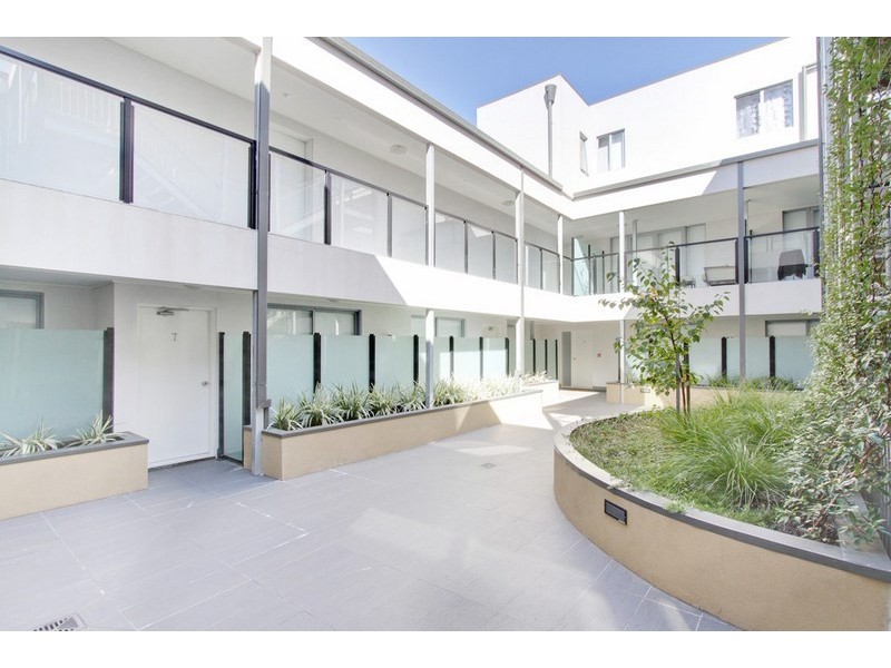 21/30 Lillimur Road, Ormond VIC 3204