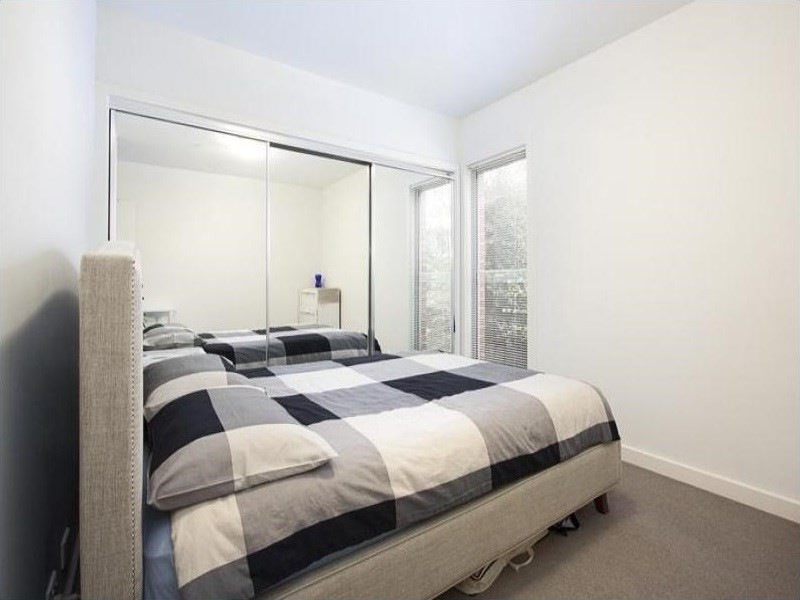 2/35 Rosstown Road, Carnegie VIC 3163