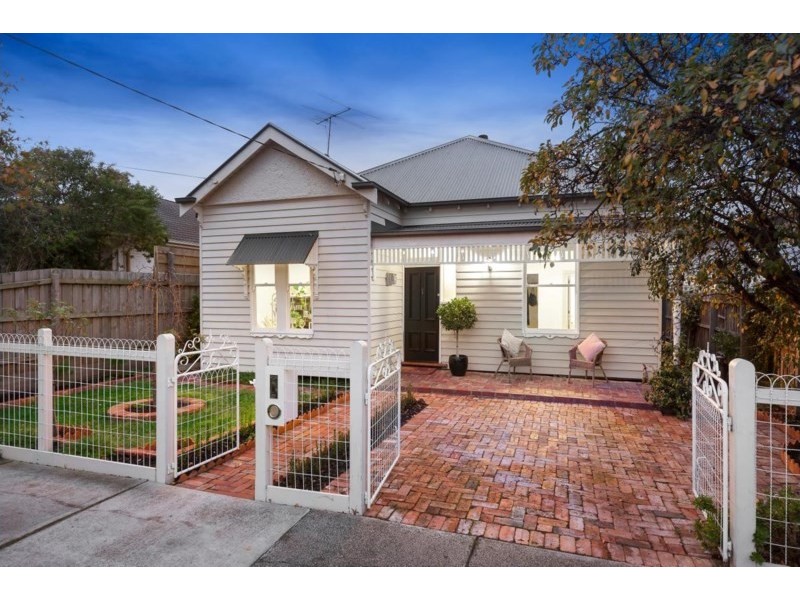 22 Latrobe Street, Hughesdale VIC 3166