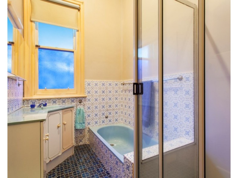 23 Salisbury Street, Caulfield North VIC 3161