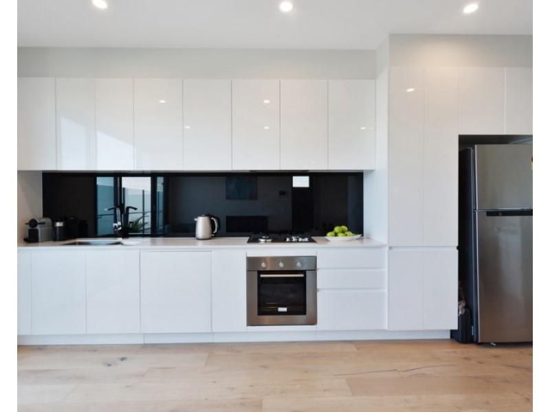 303/25 Truganini Road, Carnegie VIC 3163