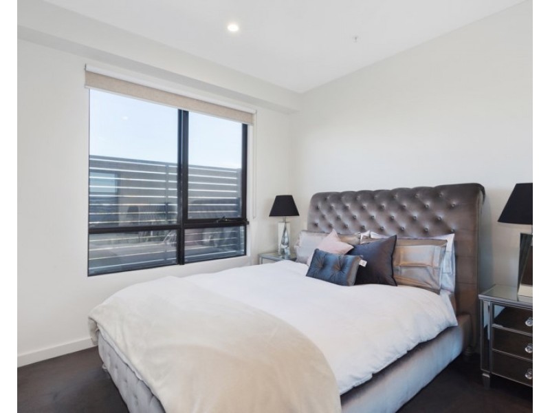 303/25 Truganini Road, Carnegie VIC 3163