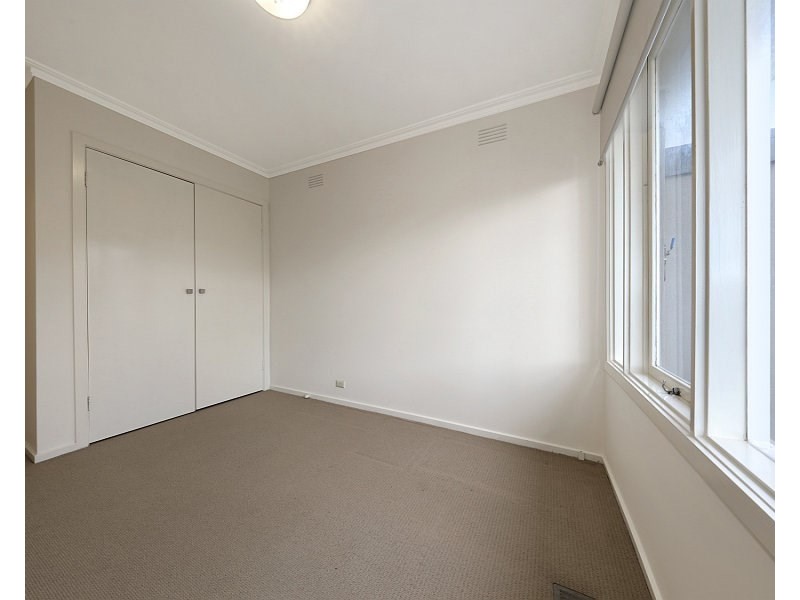 2/11 Iris Road, Glen Iris VIC 3146