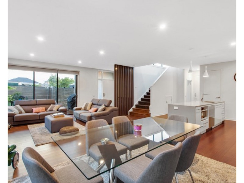 1/27 Dromana Avenue, Bentleigh East VIC 3165