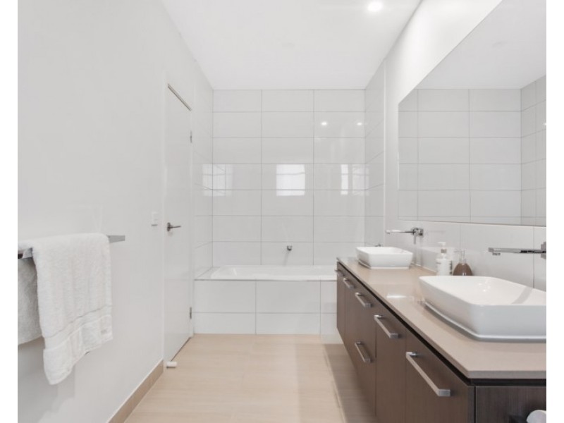 1/27 Dromana Avenue, Bentleigh East VIC 3165