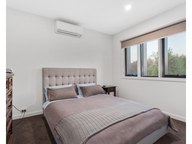 1/27 Dromana Avenue, Bentleigh East VIC 3165