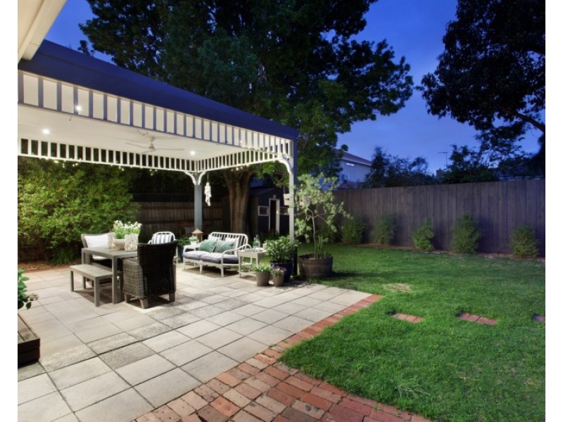 18 Latham Street, Bentleigh East VIC 3165