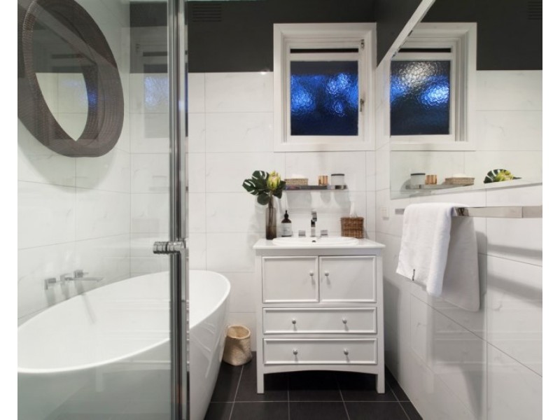 18 Latham Street, Bentleigh East VIC 3165