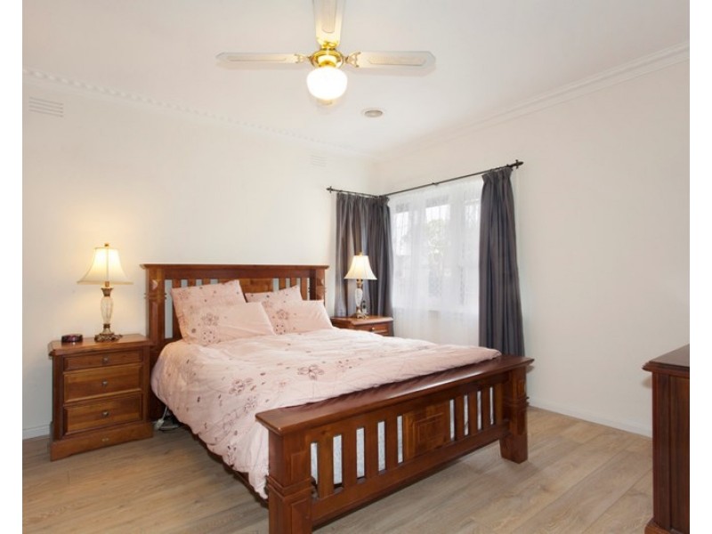 40 Belsize Avenue, Carnegie VIC 3163