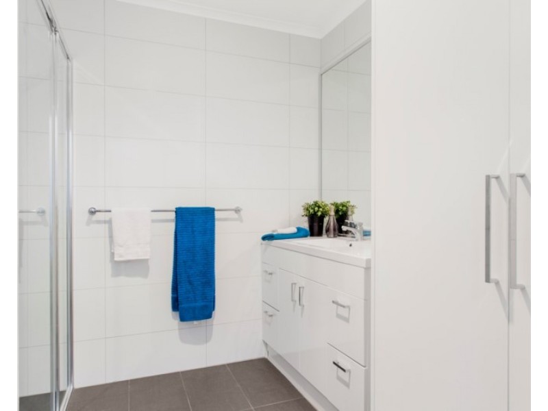 1/11 Rosstown Road, Carnegie VIC 3163