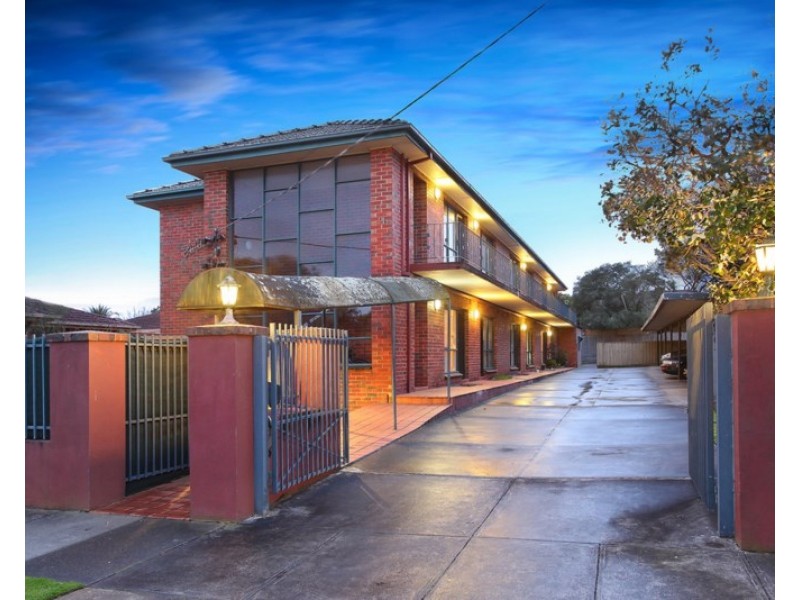 1/11 Holloway Street, Ormond VIC 3204