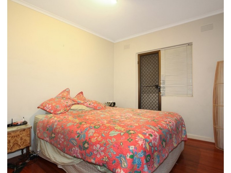 1/11 Holloway Street, Ormond VIC 3204