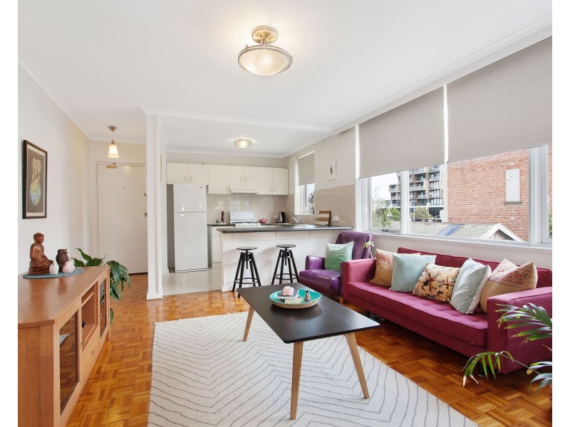 10/24 Alma Road, St Kilda VIC 3182