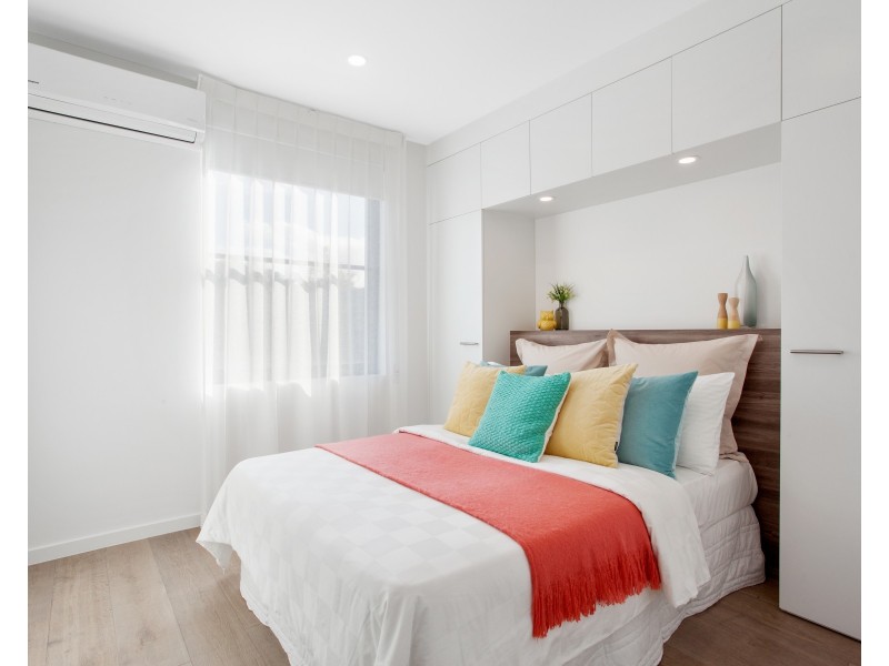 2/18 Canterbury Road, Toorak VIC 3142