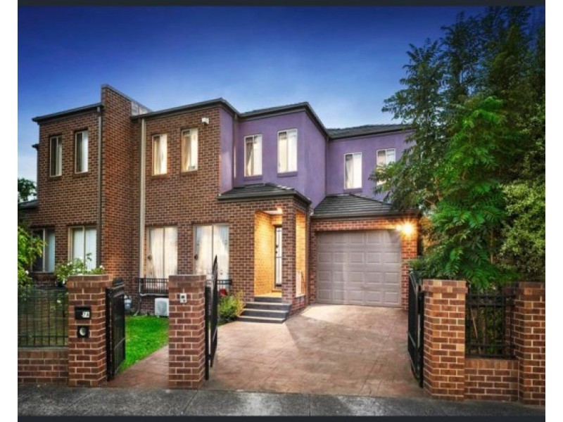 7A Parton Court, Carnegie VIC 3163