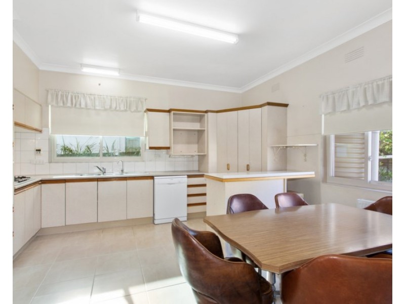 3 Wicklow Street, Ormond VIC 3204