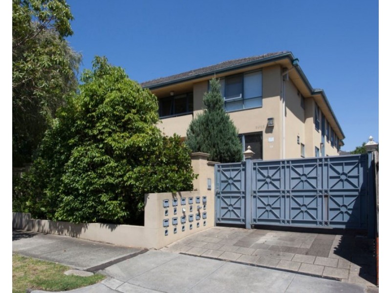2/9 Wyuna Road, Caulfield North VIC 3161