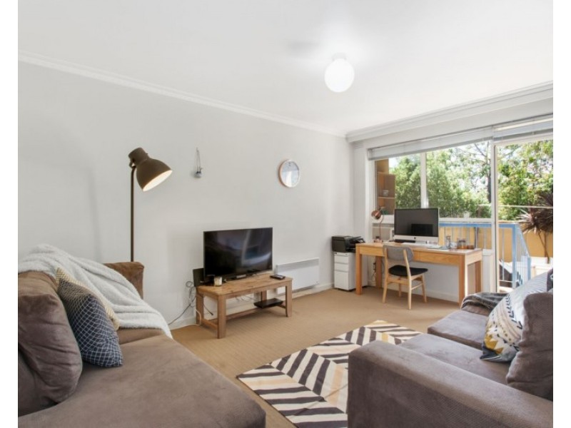 2/9 Wyuna Road, Caulfield North VIC 3161