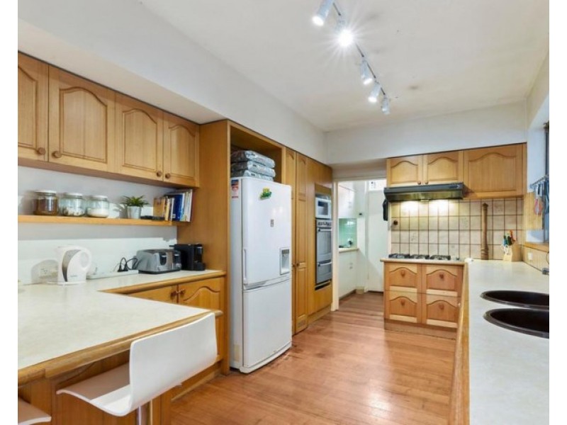 22 Milliara Grove, Brighton East VIC 3187