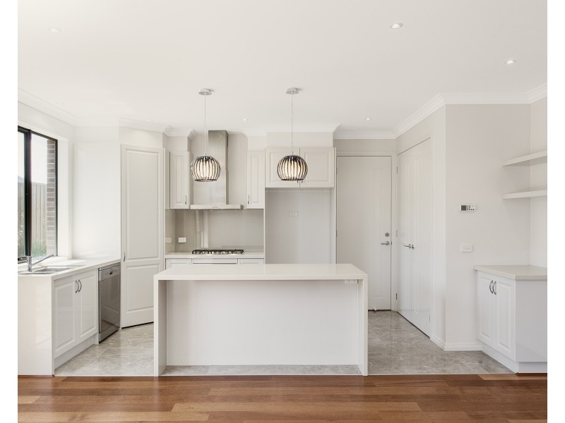 1/5 Carool Road, Carnegie VIC 3163