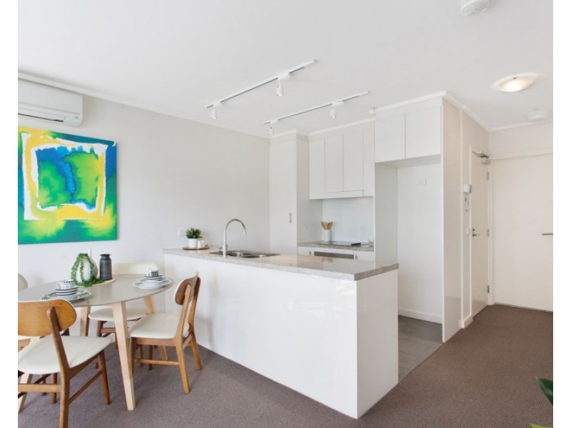 2/81 Koornang Road, Carnegie VIC 3163