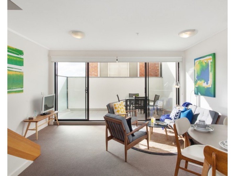 2/81 Koornang Road, Carnegie VIC 3163