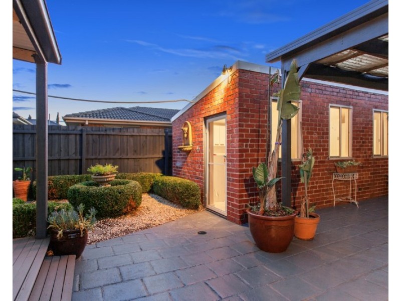 1/29 Poet Road, Bentleigh East VIC 3165