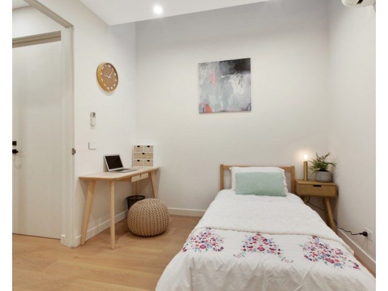 2/12 Arawatta Street, Carnegie VIC 3163