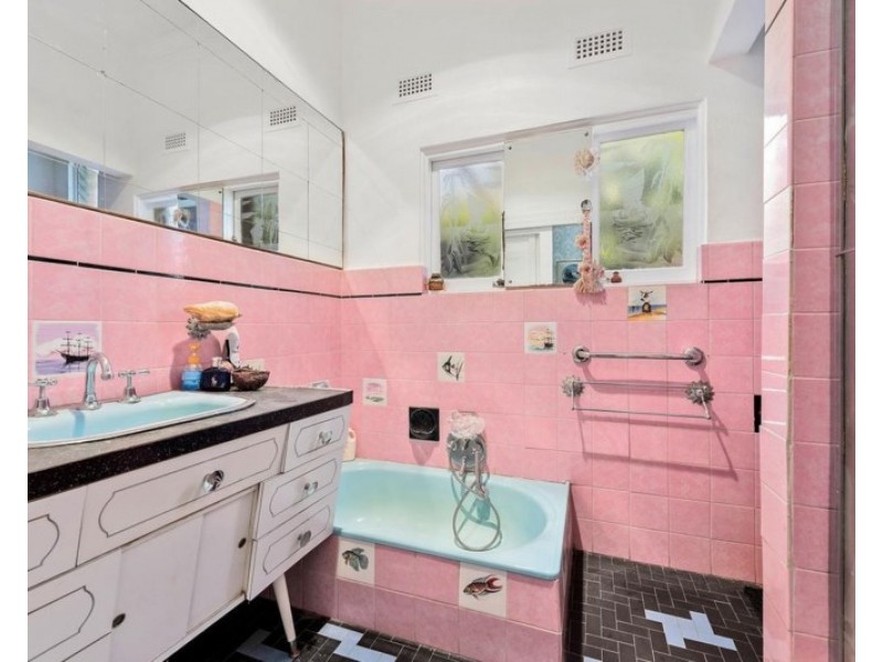 5 Railway Road, Carnegie VIC 3163